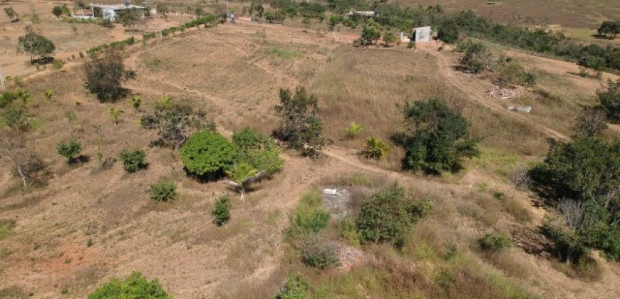 Maravilhosa Chácara com 7 Hectares, com Acesso ao Rio São Bartolomeu