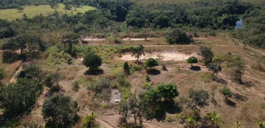 Maravilhosa Chácara com 7 Hectares, com Acesso ao Rio São Bartolomeu