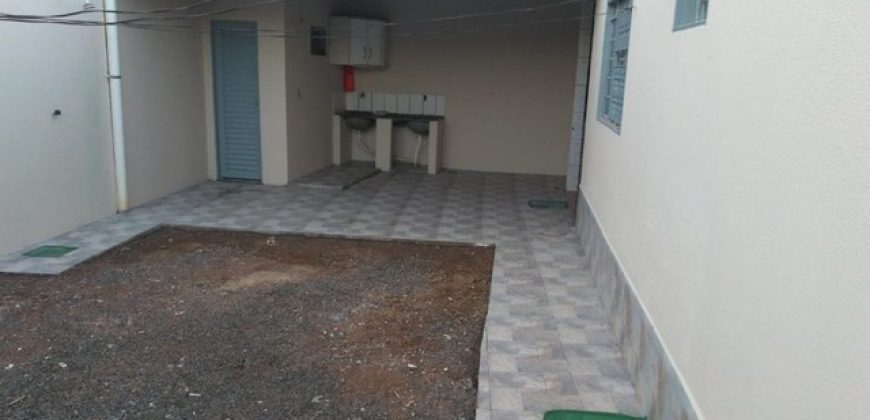 Excelente Casa com 2 quartos, Bem Localizada, Bairro São José, São Sebastião/DF.