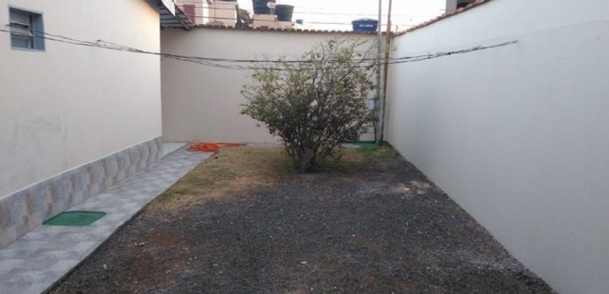 Excelente Casa com 2 quartos, Bem Localizada, Bairro São José, São Sebastião/DF.