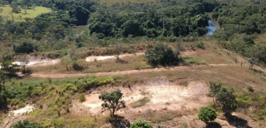 Maravilhosa Chácara com 7 Hectares, com Acesso ao Rio São Bartolomeu