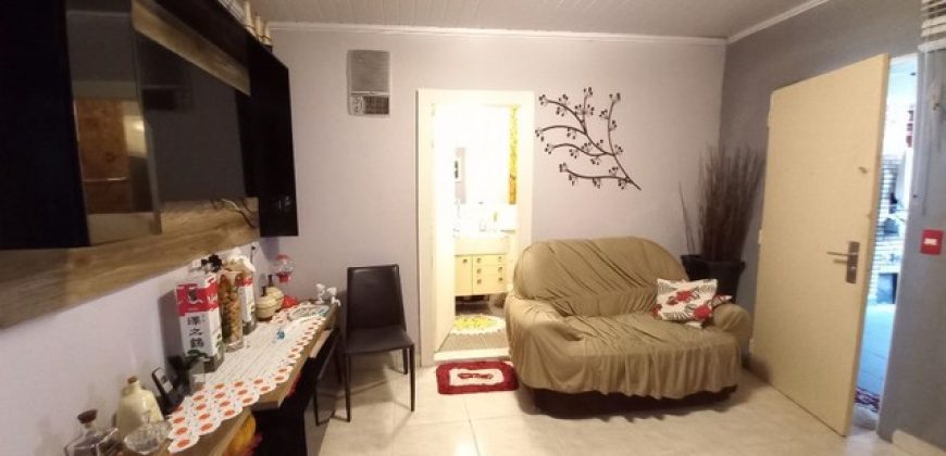 Excelente Casa com 2 Quartos, Escriturada, Residencial Oeste, Fino Acabamento