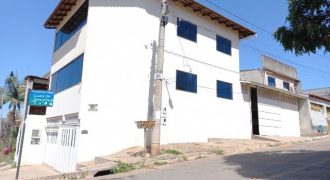 Excelente Sobrado Para Investir ou Morar, Qd. 304 do Residencial Oeste – Escriturado