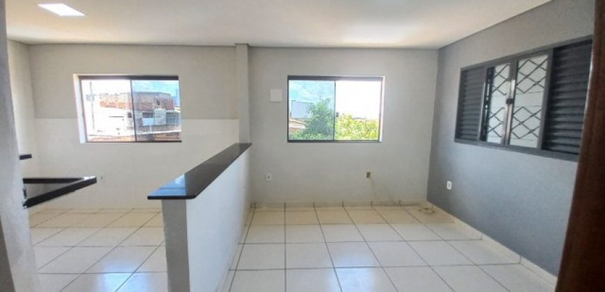 Excelente Sobrado Para Investir ou Morar, Qd. 304 do Residencial Oeste – Escriturado