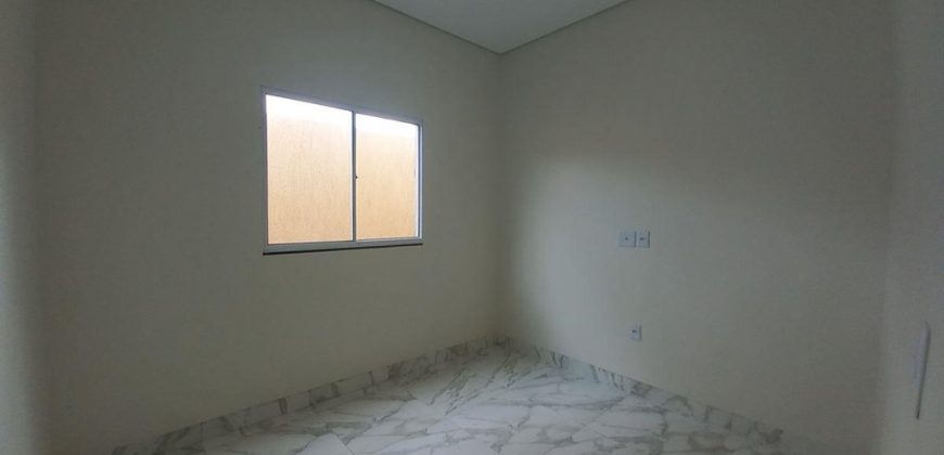 OPORTUNIDADE! Excelente Casa com 3 Quartos, Suite, Nova, Moderna, Fino Acabamento, Condomínio Villages do Sol, Jardim Botânico/DF. Próxima ao condomínio Quintas dos Ipês.