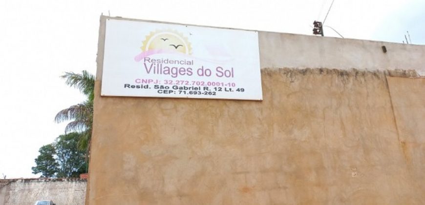 Excelente Casa com 4 Quartos, Suíte, Na Laje, Condomínio Villages do Sol