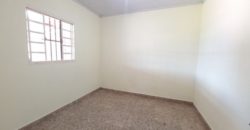 Excelente Casa com 3 Quartos, 1 Suíte,