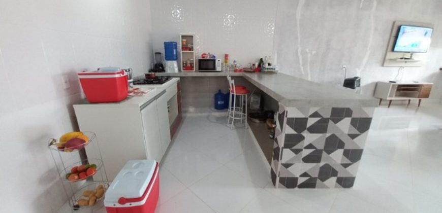 Excelente Casa com 2 Suítes, ha 300 Metros da Br, Fácil Acesso! Ac. Carro