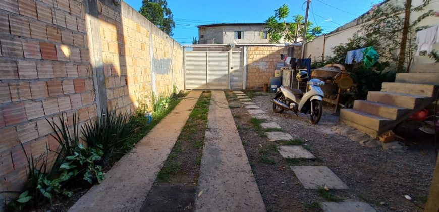 Excelente Sobrado de Esquina para Investir ou Morar, Bem Localizado, Rua 18 do Residencial do Bosque, em São Sebastião/DF.