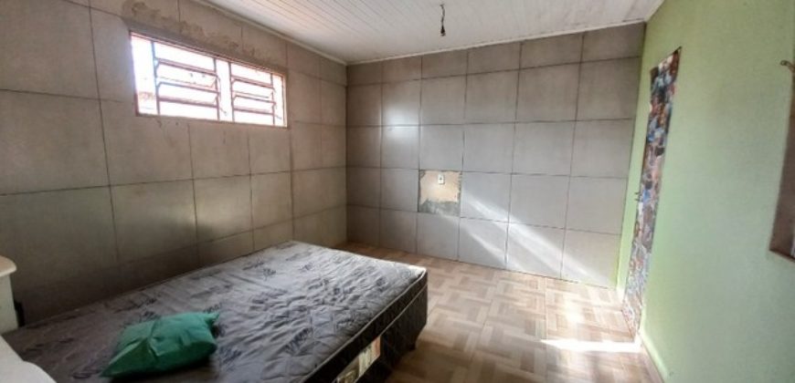 Casa com Piscina Lote com 200 Metros