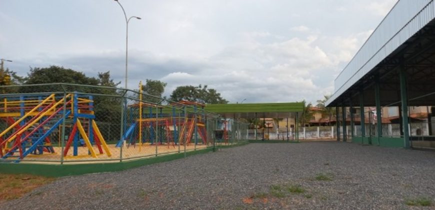 Excelente Casa com 4 Quartos, Condomínio Ecológico Parque do Mirante