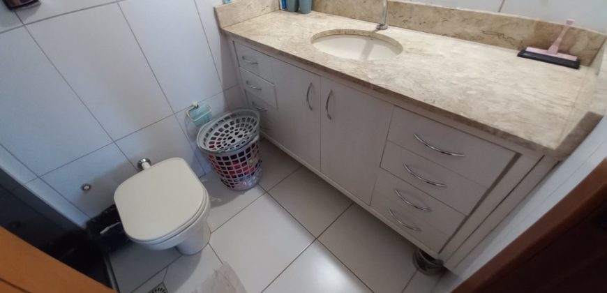 Maravilhoso Sobrado, na Quadra 303 do Residencial Oeste