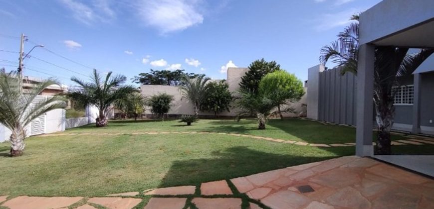 Excelente Casa com 3 Quartos, Condomínio Estancia Quintas da Alvorada