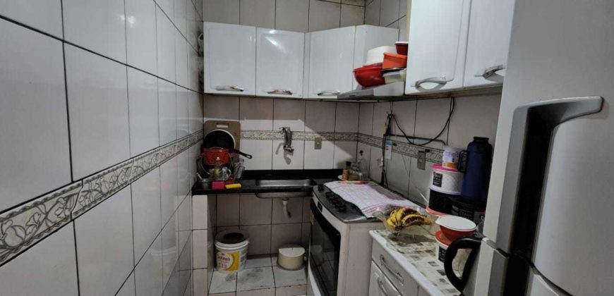 Casa com 2 Quartos, mais Sobrado na Lateral, Qd. 02 Morro Azul