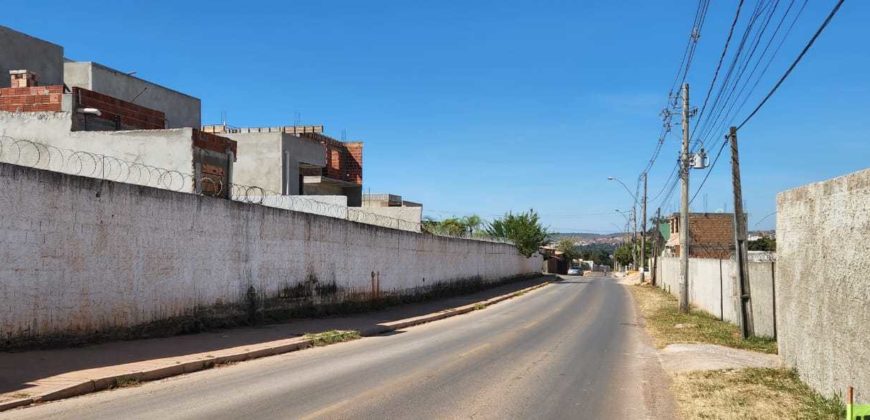 Excelente Lote com 323 Metros, Nascente, próximo a portaria, Condomínio Vista Itaipu, Jardim Botânico/DF.