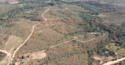 Excelente Chácara com 5,6 hectares, com córrego, Bem Localizada, no Cavas de Baixo, Perto da ponte do Rio São Bartolomeu em São Sebastião/DF.