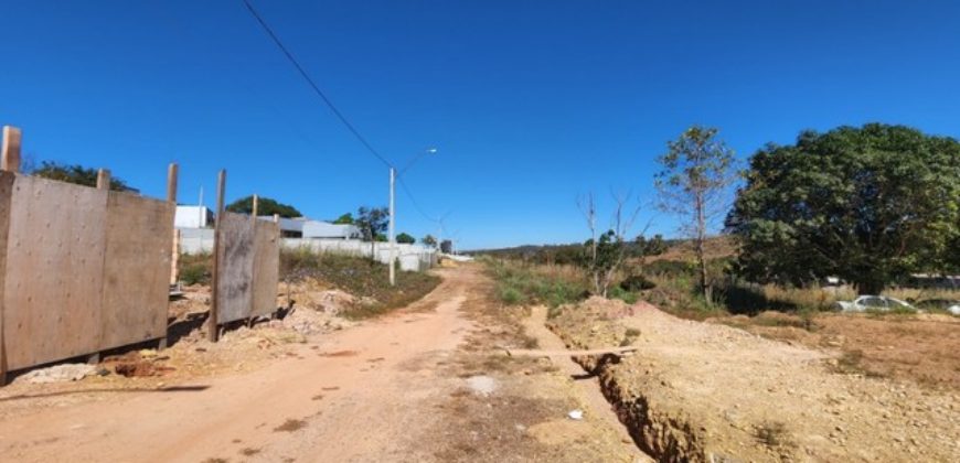 Lote com 400 Metros, Estancia Santa Paula, Condomínio Todo Fechado