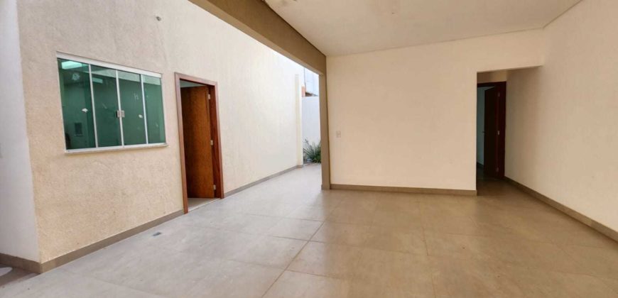 Casa Nova e Moderna, Fino Acabamento, Residencial Oeste