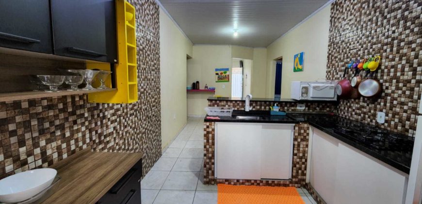 Excelente Casa com 3 Quartos, Lote com 330 Metros, Localizada no Itaipu 73, Condomínio Estancia do Ipês, em Frente ao Ouro Vermelho II, no Jardim Botânico, Brasília /DF.