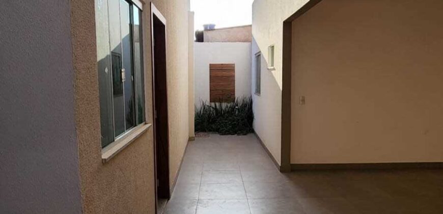 Casa Nova e Moderna, Fino Acabamento, Residencial Oeste