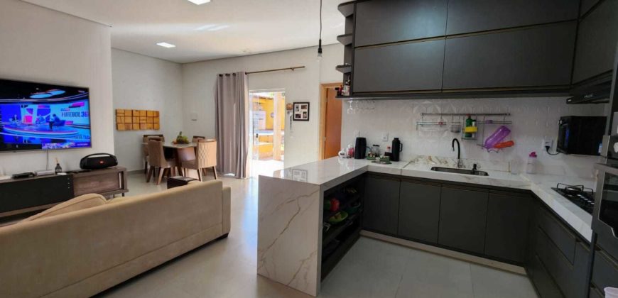 OPORTUNIDADE! LOTE com 400 Metros, Armários planejados, Área de Lazer com Piscina, Casa com Fino Acabamento, no Bairro Morro da Cruz, São Sebastião/DF. Perto da Escola Master