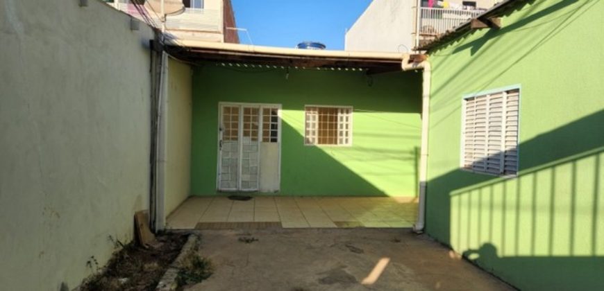 2 Casas no mesmo lote, no Residencial Oeste