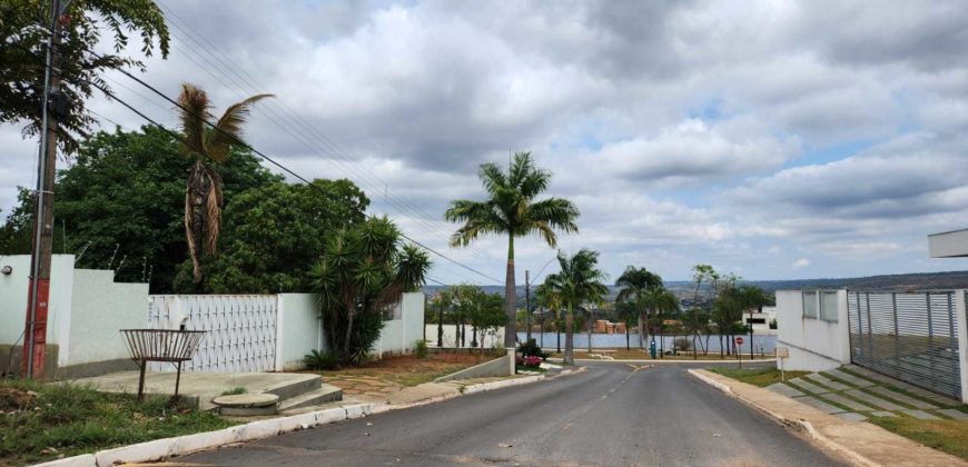 EXCELENTE SOBRADO COM VISTA LIVRE MARAVILHOSA, FACIL ACESSO, PERTO DA PORTARIA, DO CONDOMINIO OURO VERMELHO II, NO JARDIM BOTANICO DE BRASILIA! ACEITA TROCA