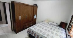 Excelente casa com 3 Quartos, Suíte, Toda na Laje