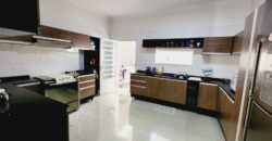 Excelente Casa com 3 Quartos, Suíte, Quadra 103 do Residencial Oeste