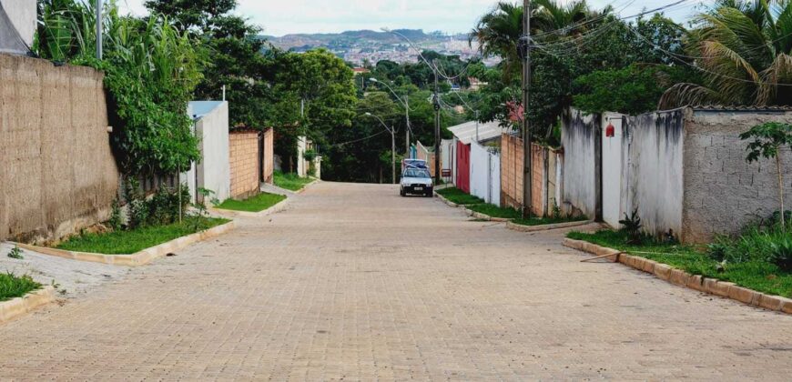 Excelente Sobrado em Condomínio Fechado Jardim da Serra, Jardim Botânico de Brasília/DF., Aceito Troca menor valor