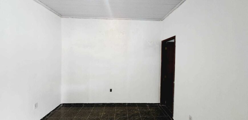 Excelente Casa com 3 Quartos, Forrada, no Bairro Residencial Vitória, com Fácil Acesso, em São Sebastião/DF