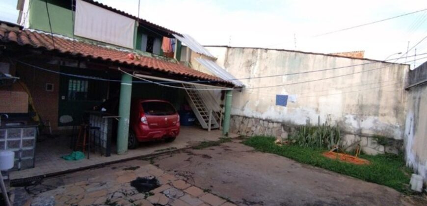 Excelente Sobrado, Bairro São José, Aceita Carro