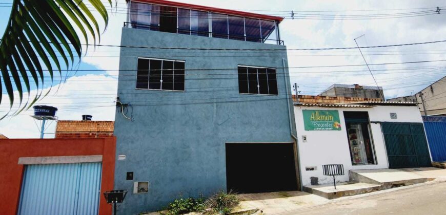 Maravilhoso Sobrado na Quadra 305 do Residencial Oeste, em São Sebastião/DF.,