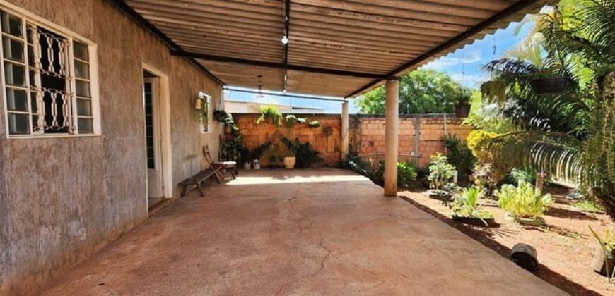 Excelente Casa com 3 Qtos, suíte, Lotão 500 metros