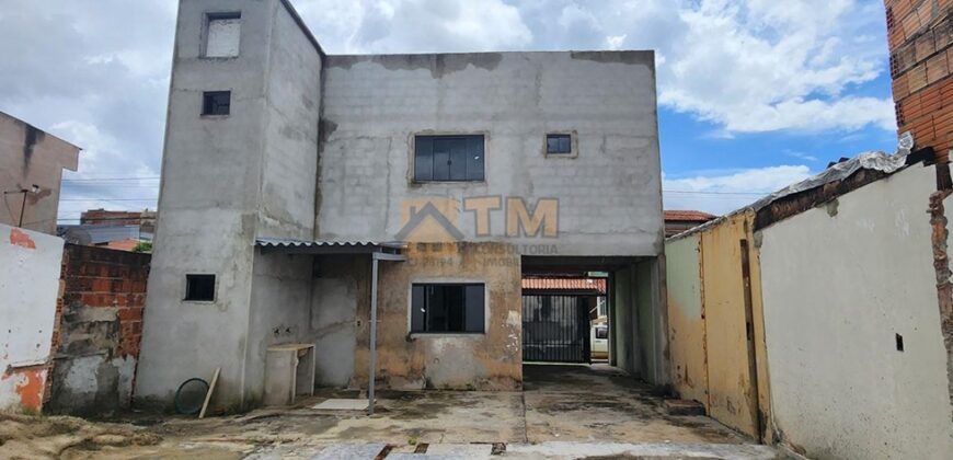 Sobrado Inacabado na Quadra 303 do Residencial Oeste, em São Sebastião/DF.,