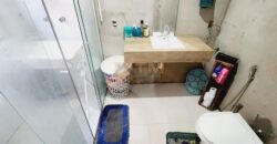 Excelente Casa com 3 Quartos, Suítes, Toda na Laje, Piso Porcelanato