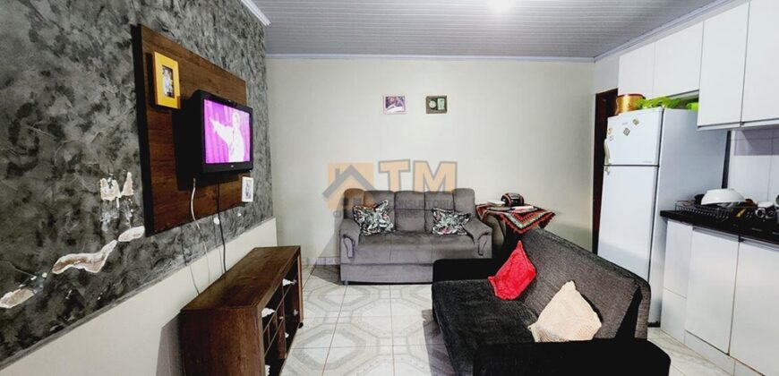 Excelente Casa, com 2 Quartos, espaço na frente com Jardim, planta florífera, Excelente localização na Qd. 04 do Bairro Morro da Cruz, Perto da avenida principal do bairro, em São Sebastião/DF. – Ac. Troca