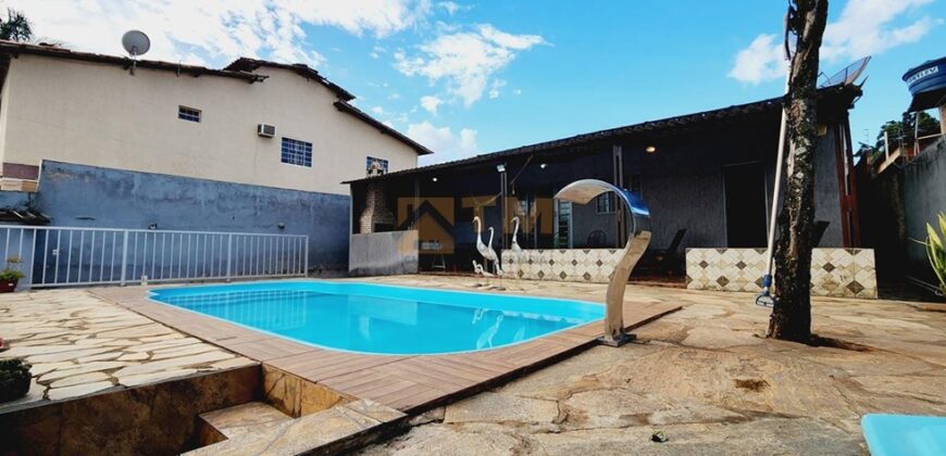 Excelente Casa, com 2 Quartos, Piscina, Lote Vazado com 490 metros, Bairro Itaipu, São Sebastião/DF.