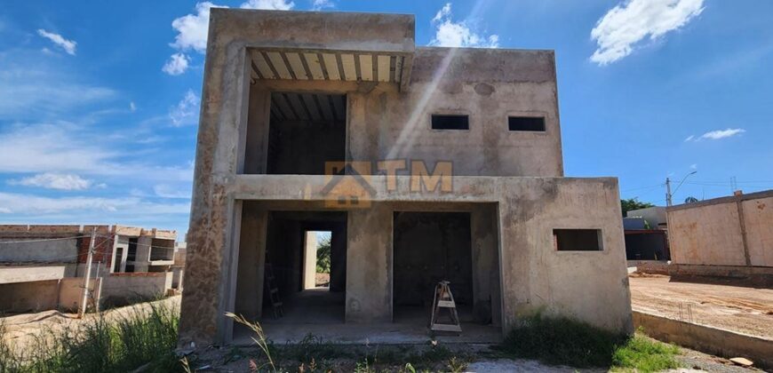 EXCELENTE CASA COM 4 QUARTOS, EM FASE DE ACABAMENTO, CONDOMINIO VISTA ITAIPU, JARDIM BOTANICO DE BRASILIA – ACEITA PERMUTA