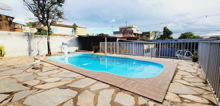 Excelente Casa, com 2 Quartos, Piscina, Lote Vazado com 490 metros, Bairro Itaipu, São Sebastião/DF.