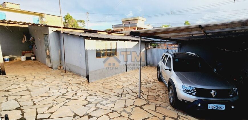 Excelente Casa, com 2 Quartos, Piscina, Lote Vazado com 490 metros, Bairro Itaipu, São Sebastião/DF.