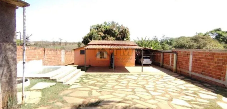 CASA EM CONDOMÍNIO FECHADO. RESIDENCIAL MORRO DA CRUZ EM SAO SEBASTIÃO DF.