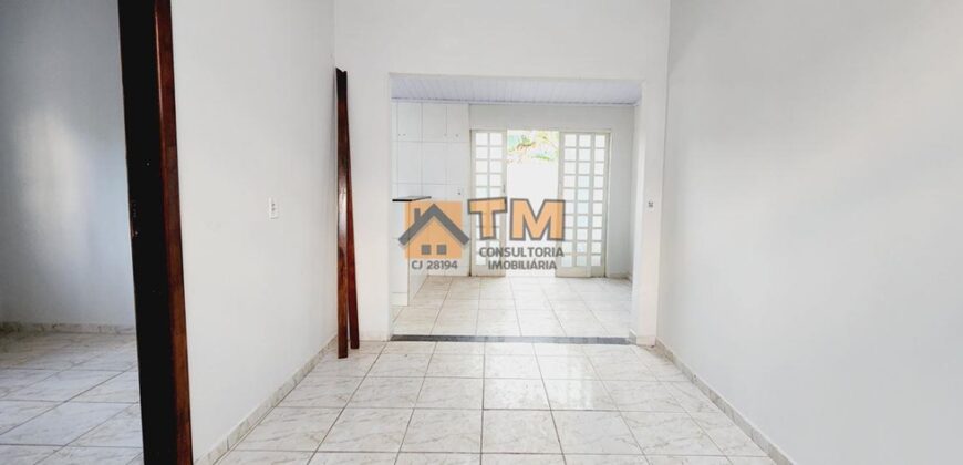 EXCELENTE CASA COM 3 QTOS, NA QUADRA 306 DO BAIRRO RESIDENCIAL OESTE, EM SÃO SEBASTIÃO/DF.