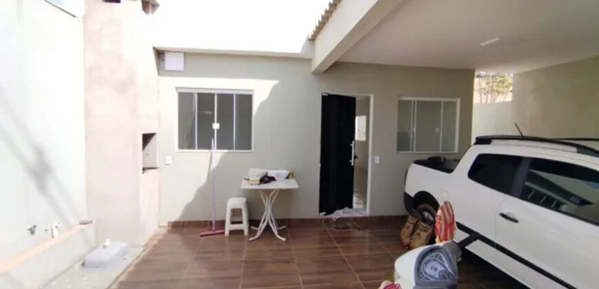 Excelente Casa com 3 Quartos, Na Chacara 58 do Bairro Morro da Cruz, em São Sebastião/DF