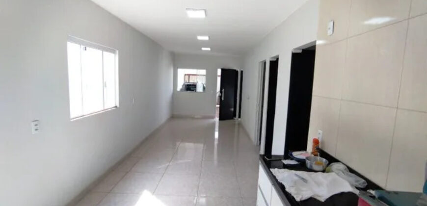 Excelente Casa com 3 Quartos, Na Chacara 58 do Bairro Morro da Cruz, em São Sebastião/DF