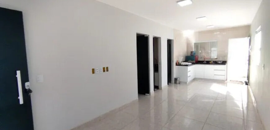 Excelente Casa com 3 Quartos, Na Chacara 58 do Bairro Morro da Cruz, em São Sebastião/DF