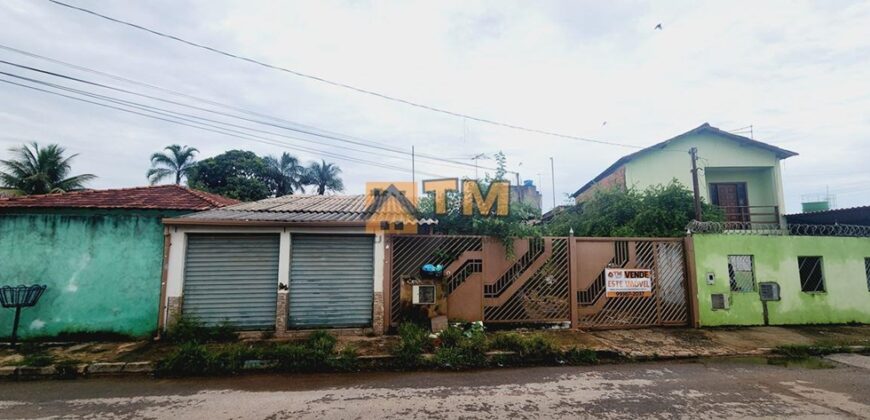 Imóvel com 2 casas e uma loja, bem localizada, lotão de 315 metros, no Bairro Vila Nova, Perto da Escola do Bosque , em São Sebastião/DF