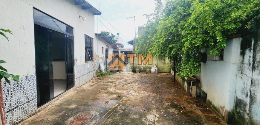 Imóvel com 2 casas e uma loja, bem localizada, lotão de 315 metros, no Bairro Vila Nova, Perto da Escola do Bosque , em São Sebastião/DF