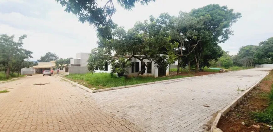 Excelente Lote com 338 Metros, Condomínio Gavea Bonita, em Frente ao Condominio Parque dos Mirantes, Região do Tororo, no Jardim Botânico/DF.