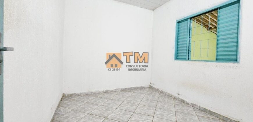 CASA COM 3 QTOS, COM ESPAÇO AMPLO NO FUNDO DO LOTE, NO BAIRRO VILA NOVA, EM SÃO SEBASTIÃO/DF.